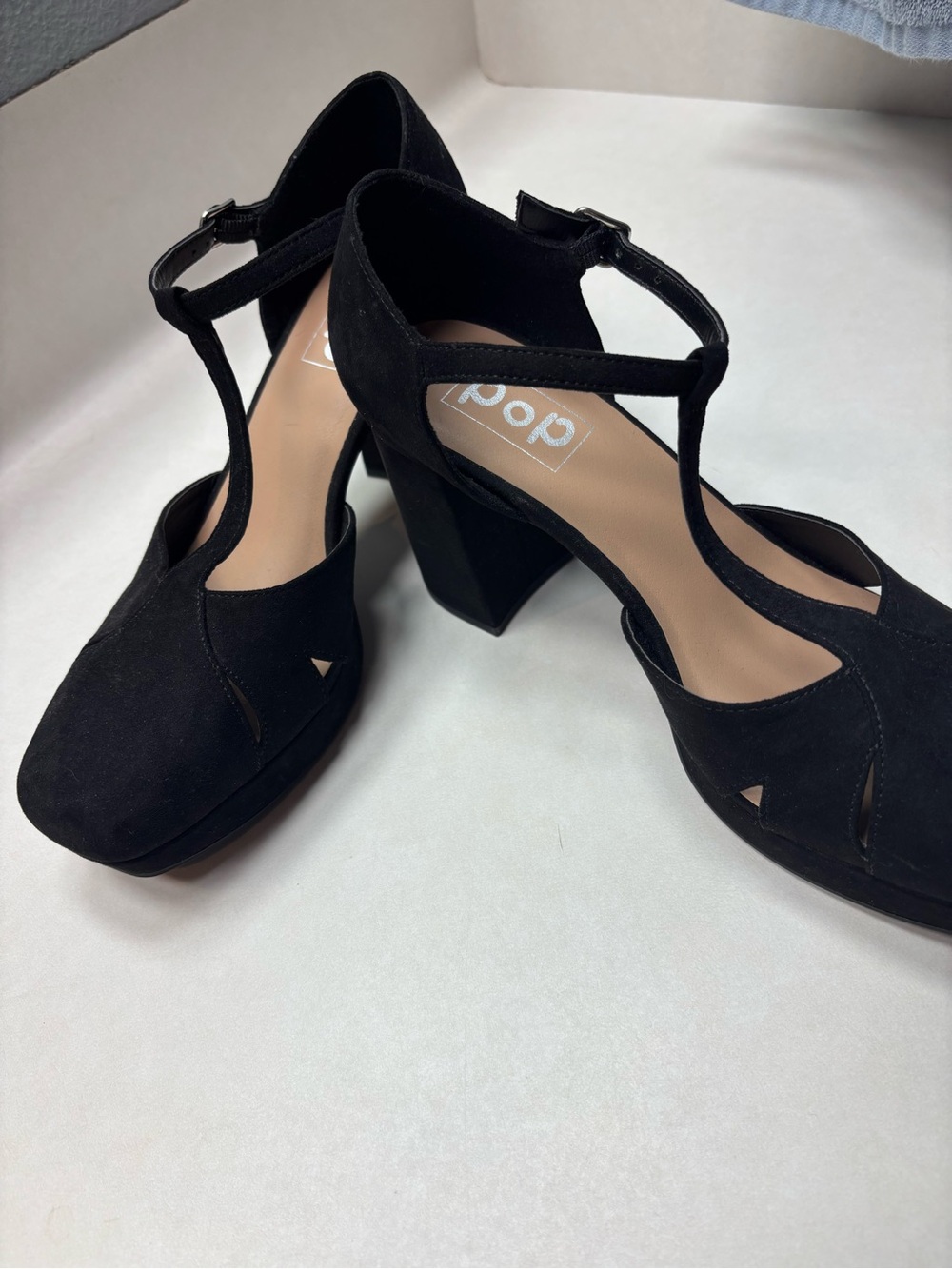pop Black Suede T-Strap Block Heel Pumps